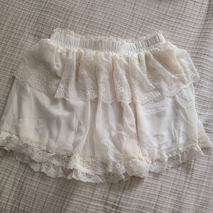 Cream Lace Tiered Skirt